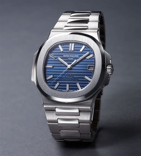 patek philippe f5711 40mm|Patek Philippe 40th Anniversary Nautilus 5711/1P.